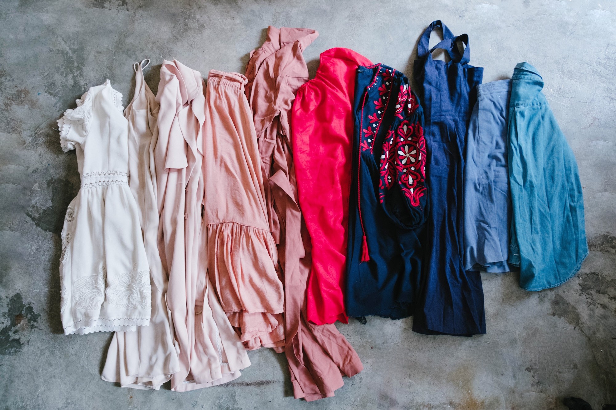 Mau sac trang phuc anh huong den ve ngoai cua ban the nao? hinh anh