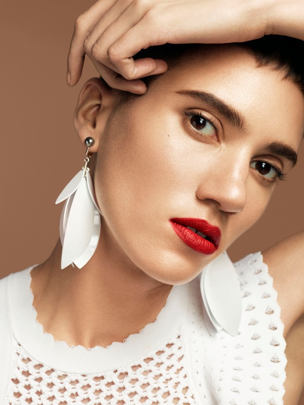 nguoi mau phi gioi tinh anh 9