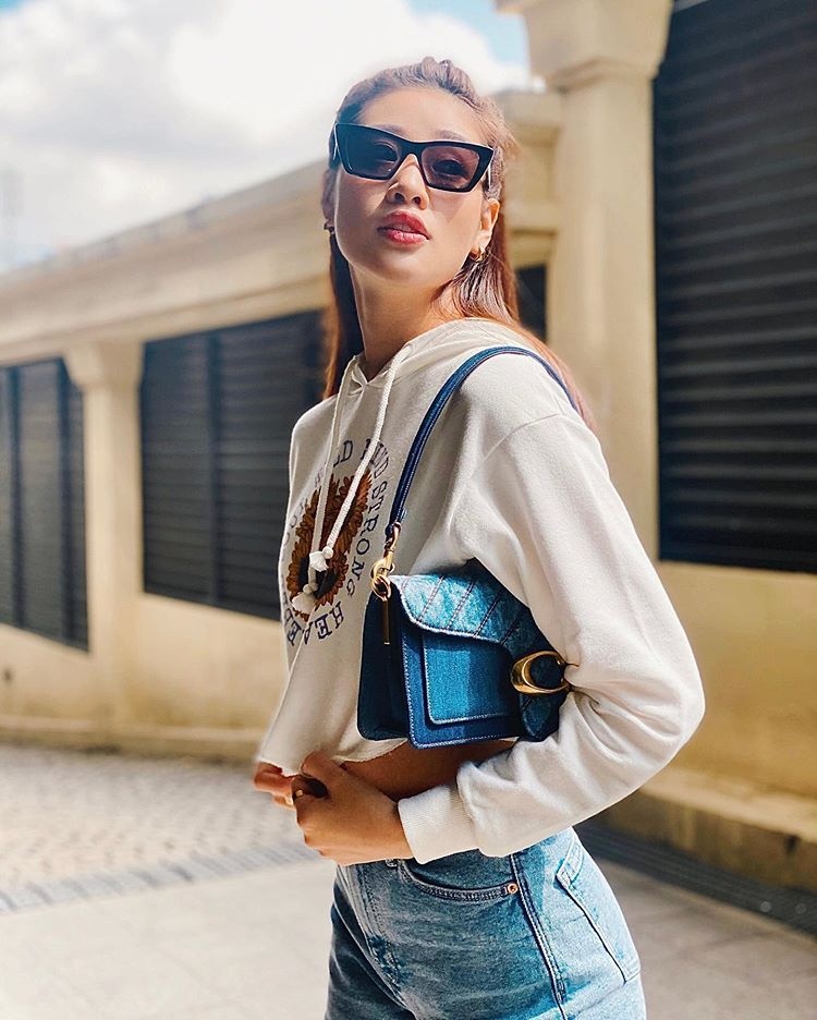 Hoa hau Khanh Van tao dang anh 3