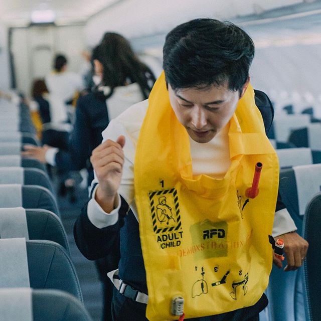 đồng phục hàng không unisex ảnh 7 dong phuc hang khong unisex anh 7
