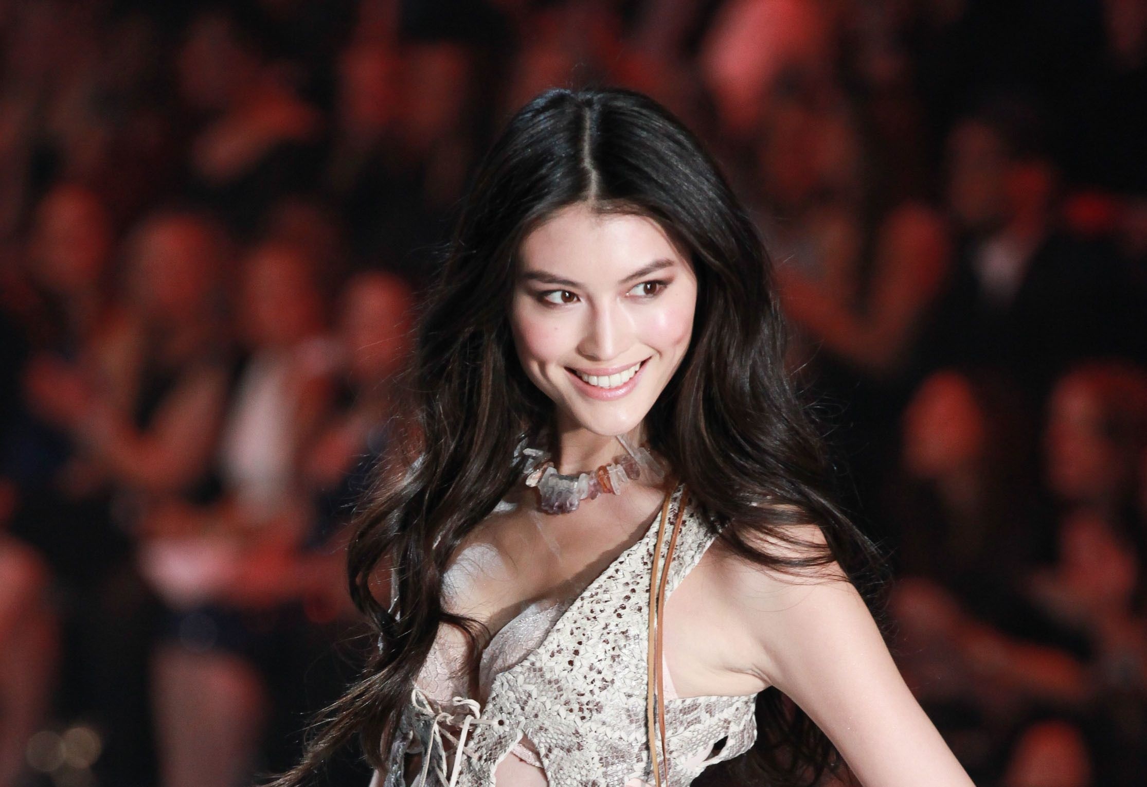 mau nu Trung Quoc noi tieng anh 30