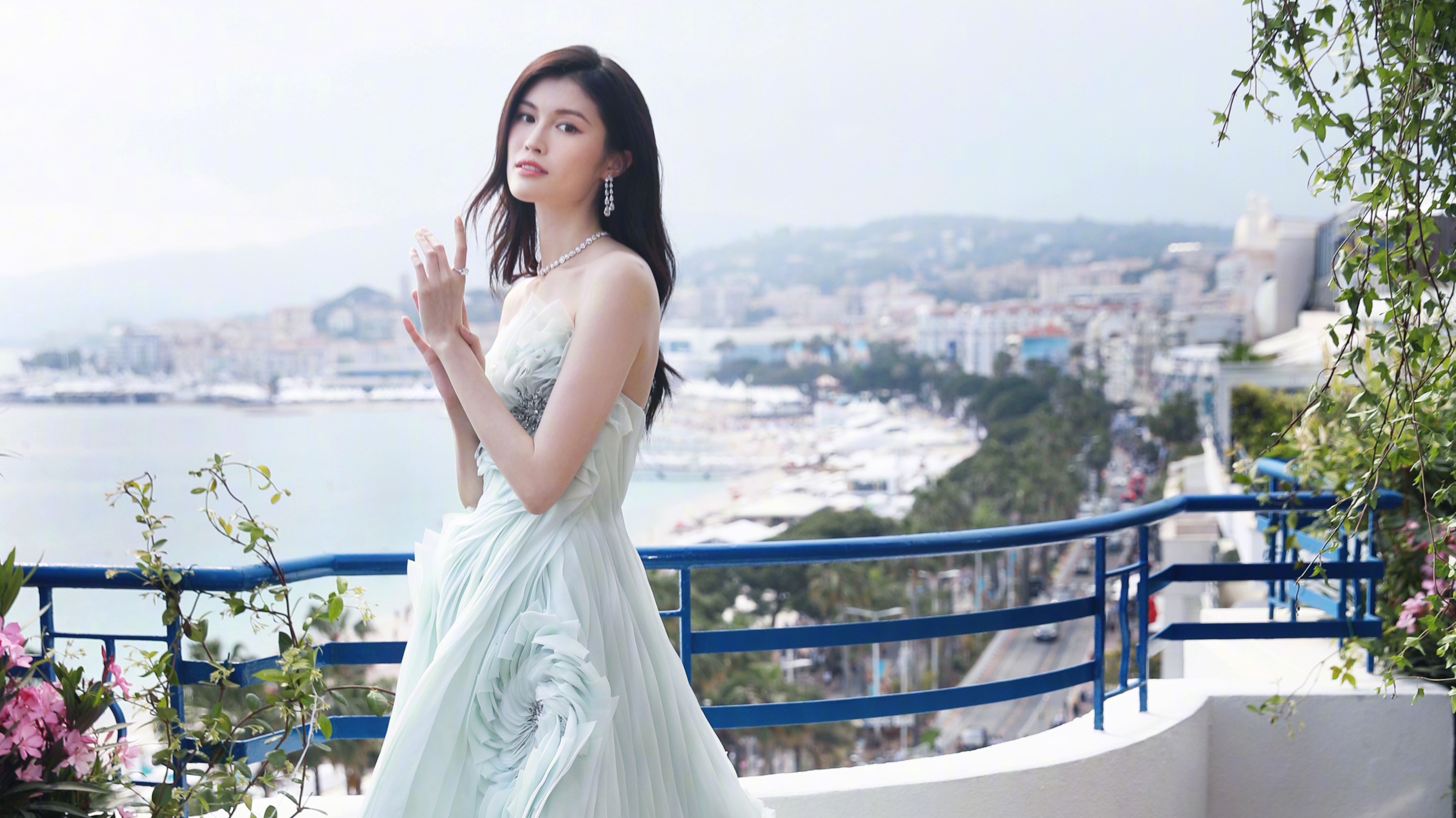 mau nu Trung Quoc noi tieng anh 35