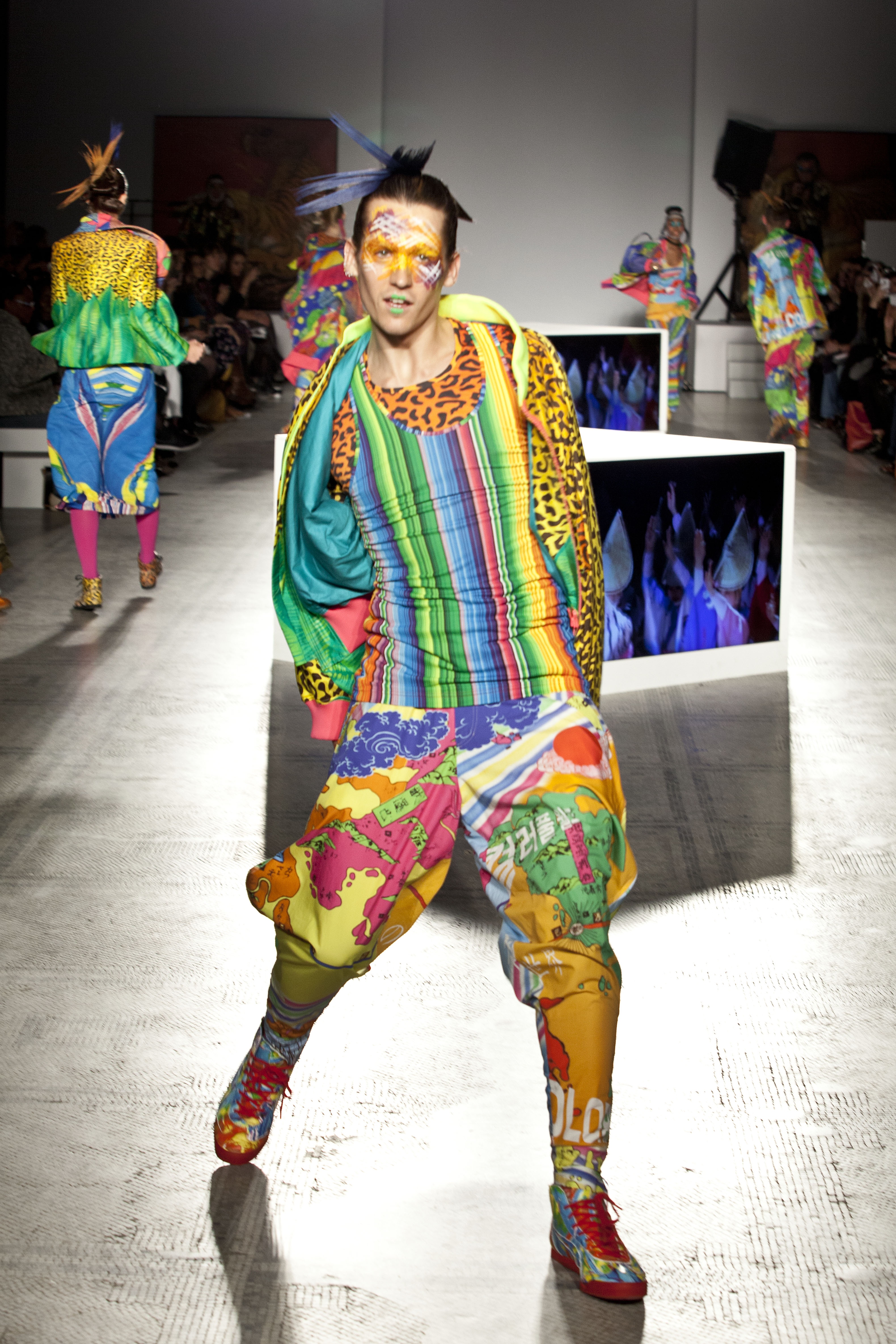 Kansai Yamamoto qua doi anh 4