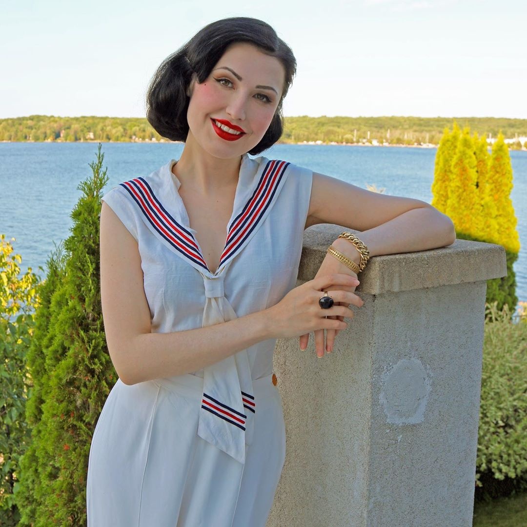 cặp đôi mặc đồ vintage ảnh 2 cap doi mac do vintage anh 2