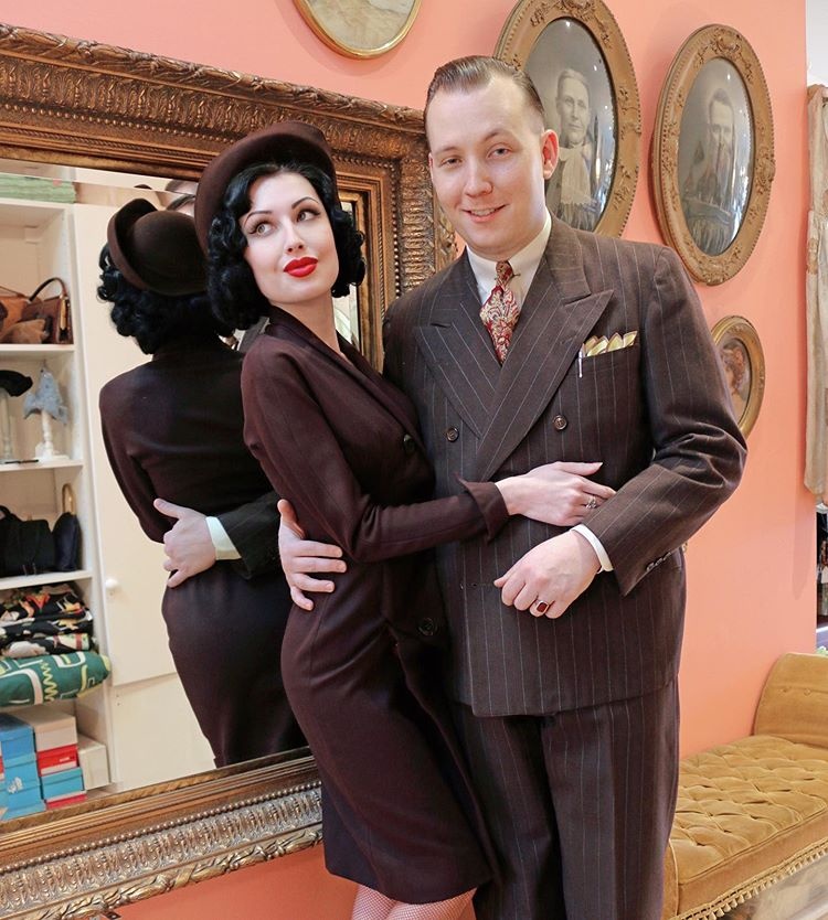 cặp đôi mặc đồ vintage ảnh 5 cap doi mac do vintage anh 5