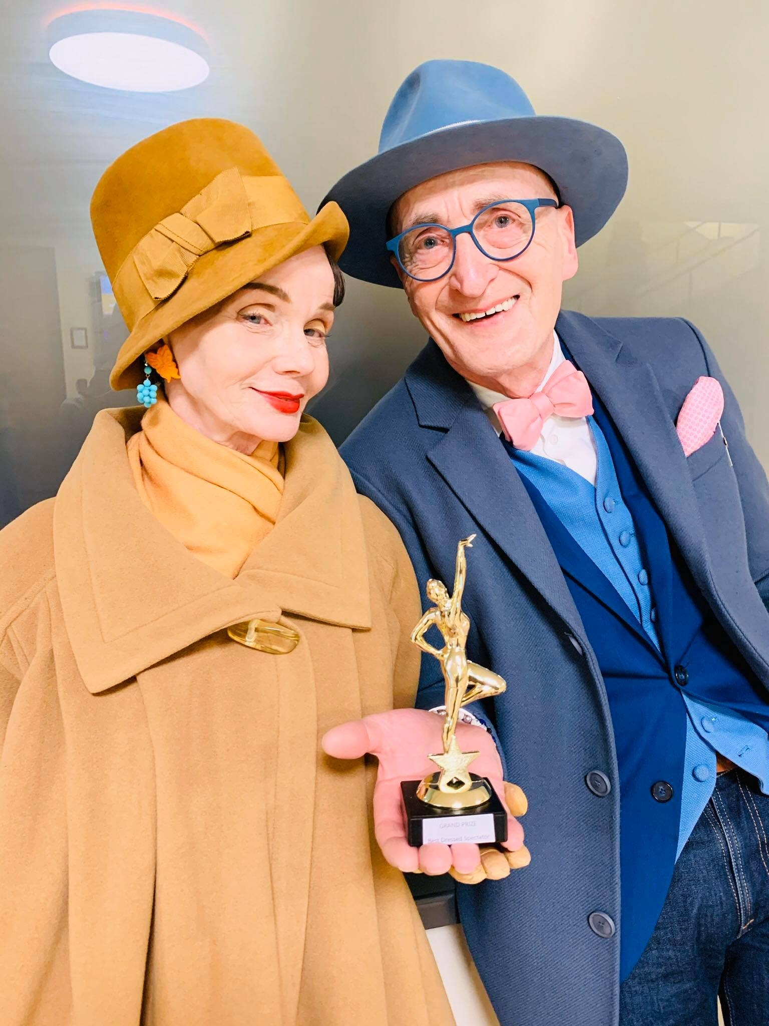 cặp ông bà mặc sành điệu ảnh 15 cap ong ba mac sanh dieu anh 15