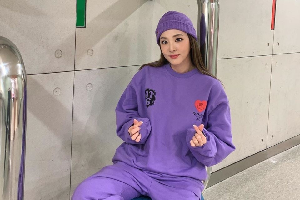 Sao Han chuong mot mac do bo mau sac hinh anh