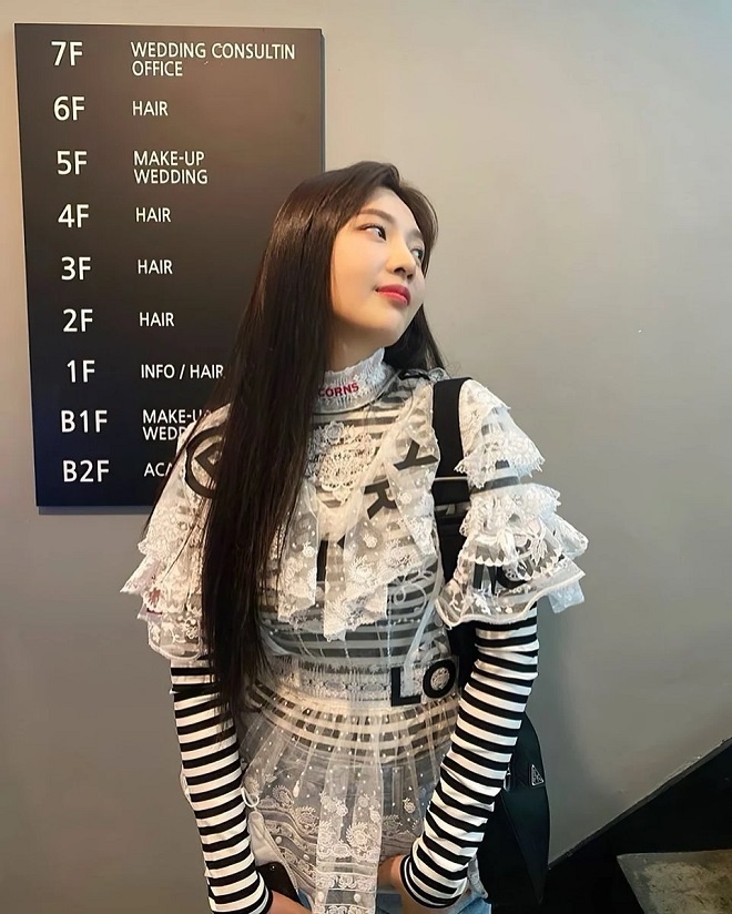 Joy đụng hàng váy áo ảnh 13 Joy dung hang vay ao anh 13