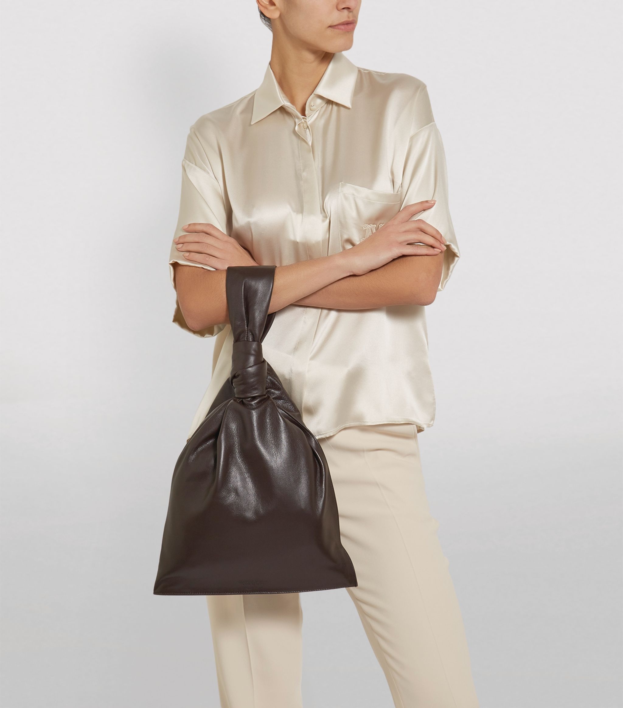 thiet ke doc la 2020 anh 11