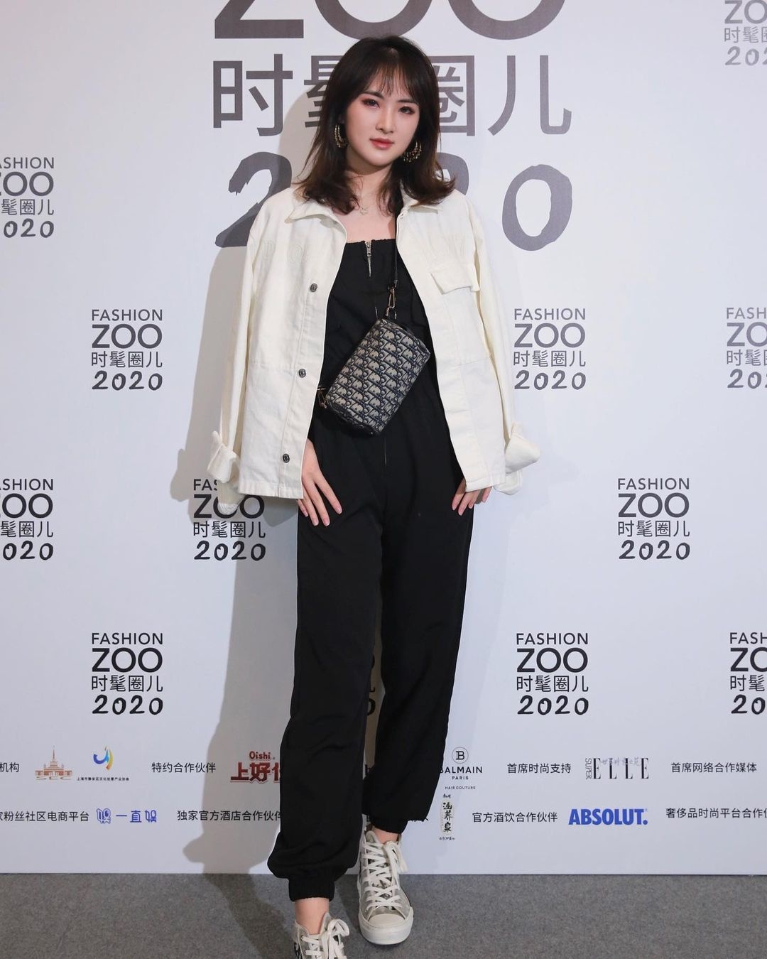 con gái tỷ phú Huawei làm người mẫu ảnh 10 con gai ty phu Huawei lam nguoi mau anh 10