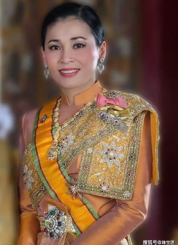 phu kien that lung cua hoang gia Thai Lan anh 6