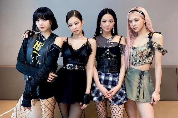 Sao Han Quoc luon duoc tai tro trang phuc mien phi? hinh anh