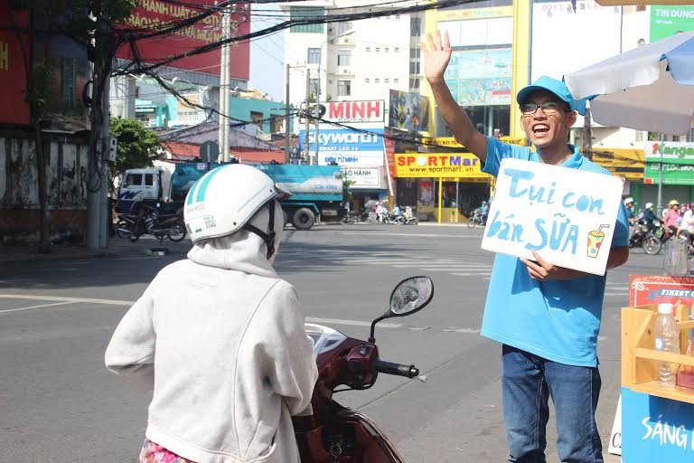 Phoi nang rat hong chao ban sua, thu 3 trieu moi ngay hinh anh