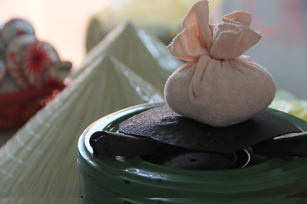 Lang non Phu Cam anh 10