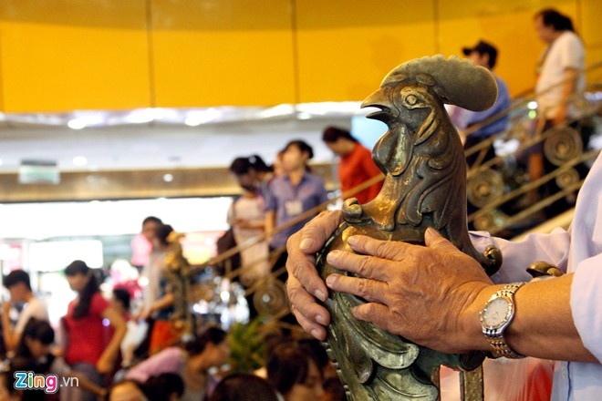 Thuong xa Tax truoc khi thao do anh 14