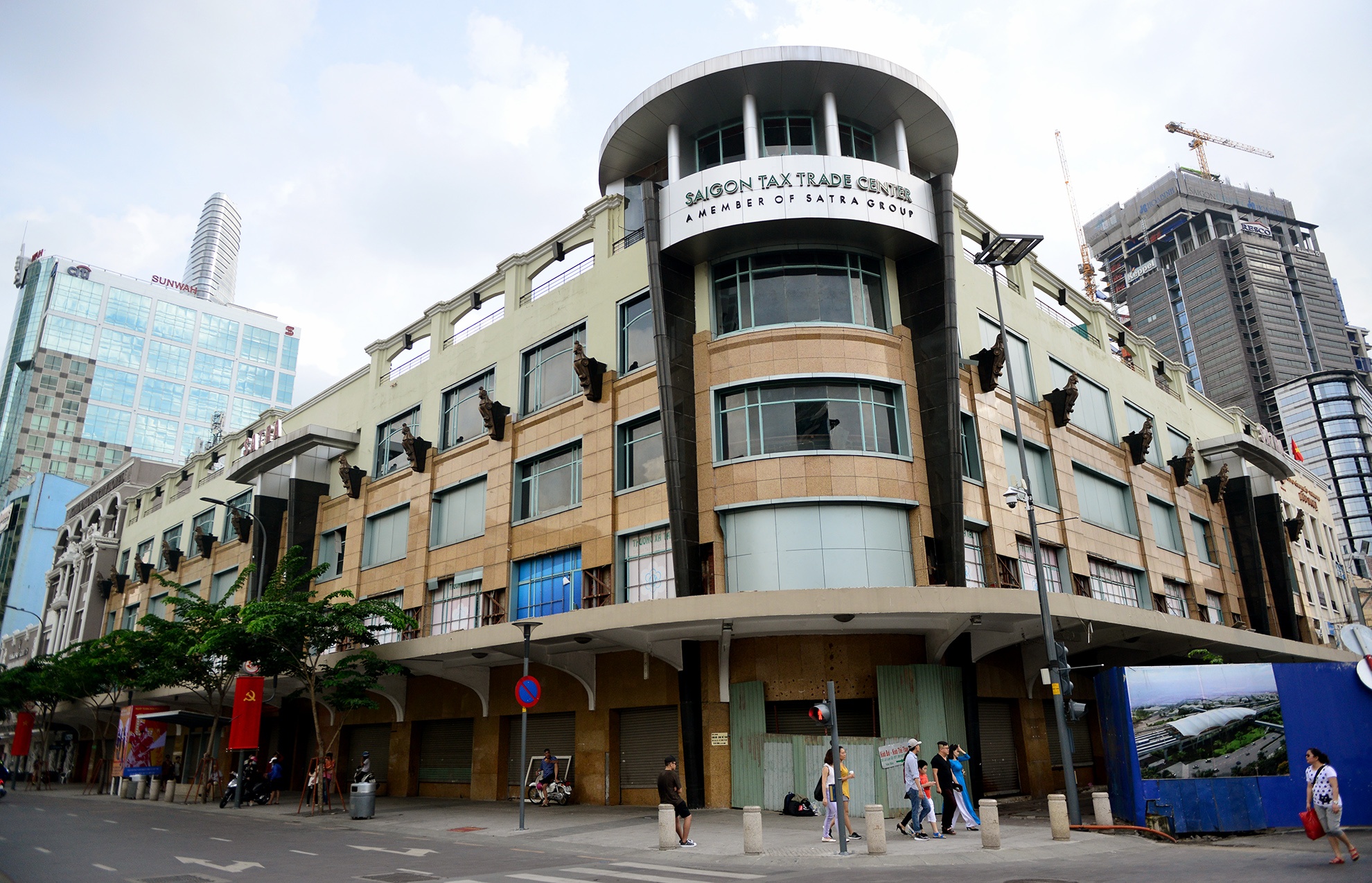 Thuong xa Tax truoc khi thao do anh 16