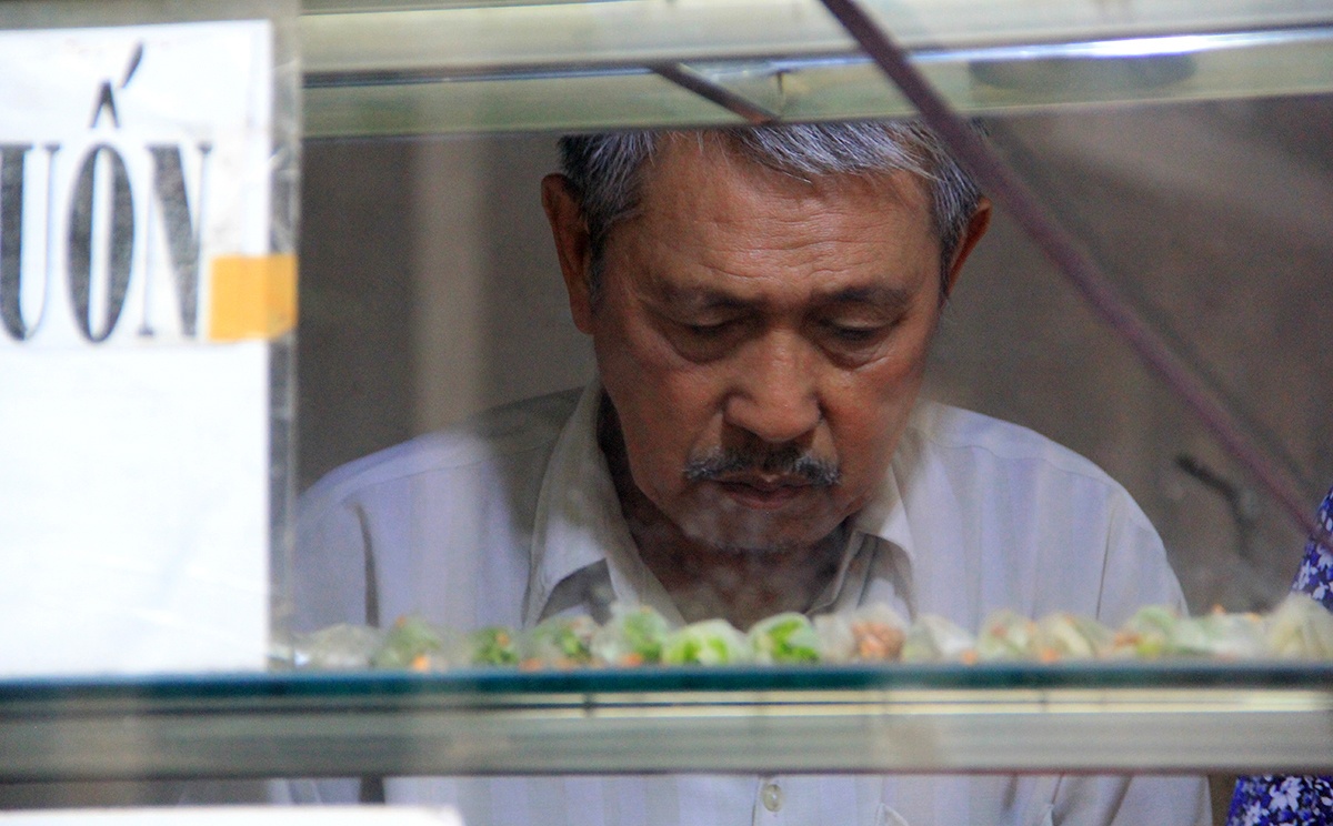 Bo bia 1.000 dong dat dong khach tai Sai Gon anh 2