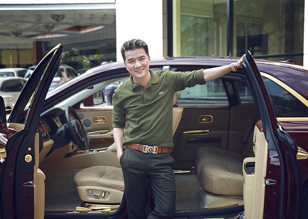 Khoi tai san kech xu duoc cho la cua Dam Vinh Hung hinh anh