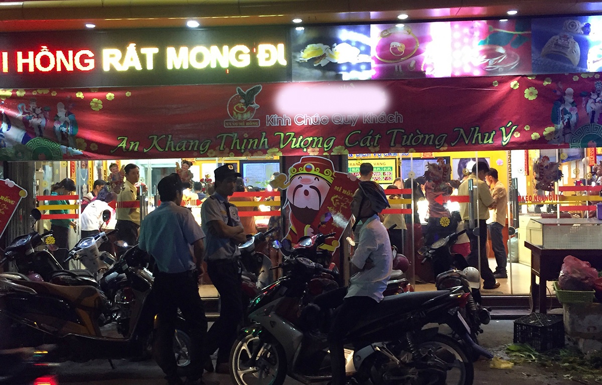 Chợ, siêu thị hết thực phẩm vào ngày cuối năm ảnh 3 Cho, sieu thi het thuc pham vao ngay cuoi nam anh 3