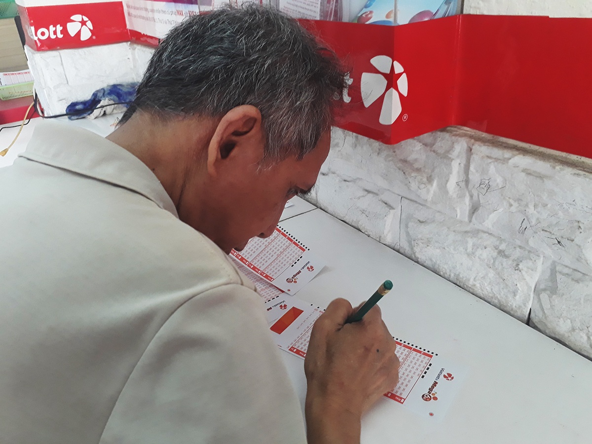 Ve trung doc dac 41 ty dong duoc phat hanh tai TP.HCM hinh anh