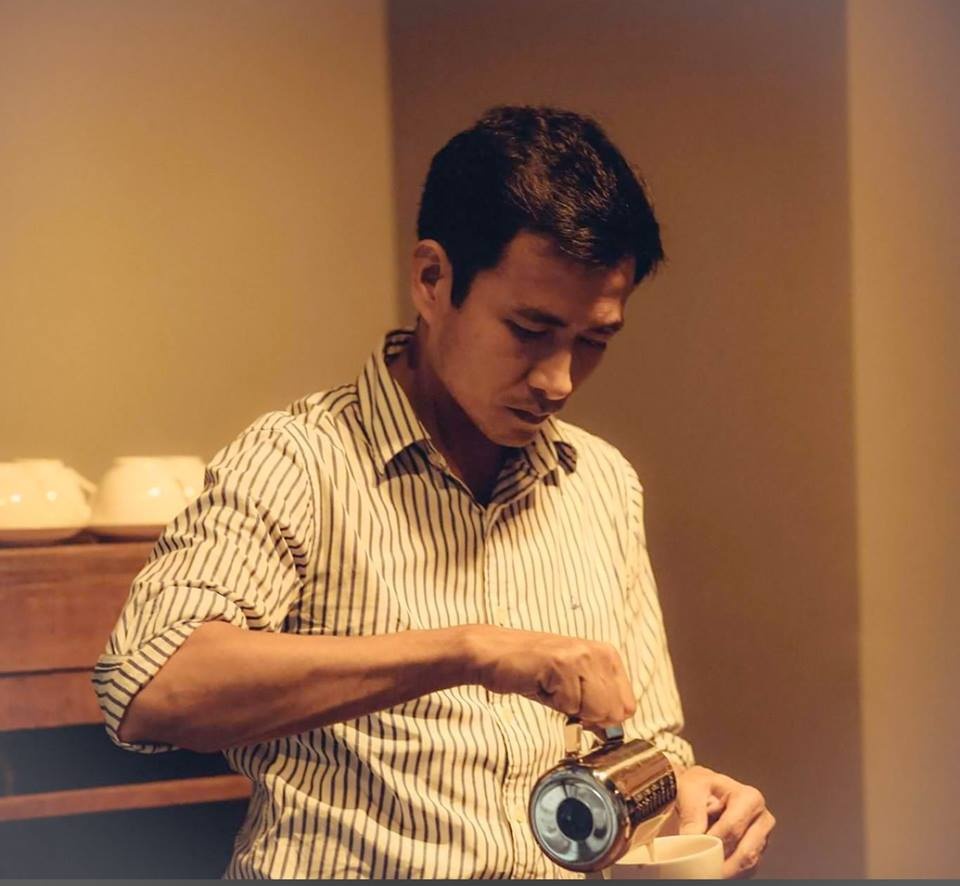 Nhung tach ca phe 'biet noi' cua ong chu lap di o Sai Gon hinh anh