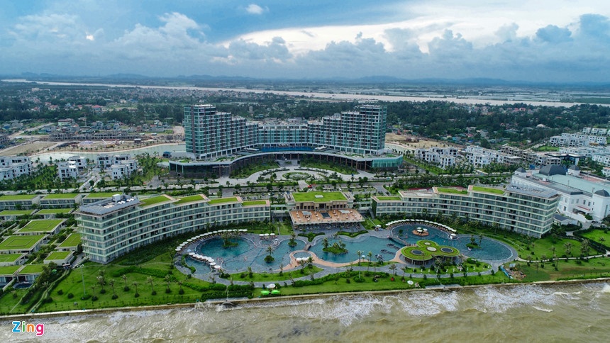 Các ông lớn bất động sản liên tục 'xé rào' ảnh 2 Cac ong lon bat dong san lien tuc 'xe rao' anh 2