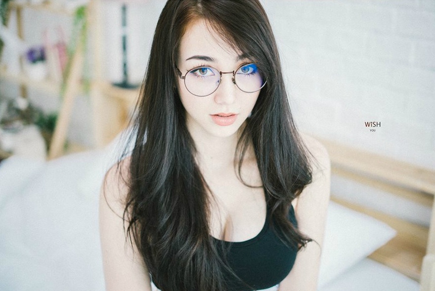 co gai lai xinh dep noi tieng anh 1