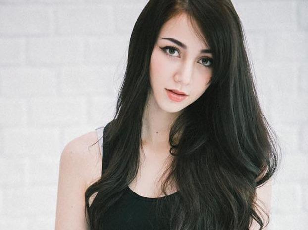 Nhan sac xinh dep cua bong hong lai noi tieng tai Thai Lan hinh anh