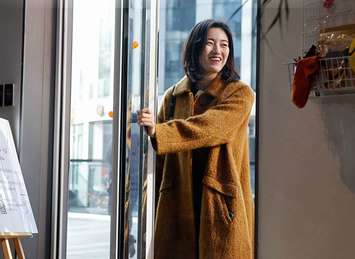 nghe di mua sam thoi trang anh 1