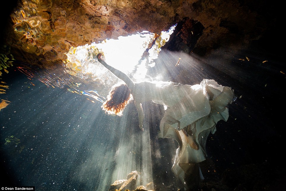 Anh cuoi duoi nuoc anh 6