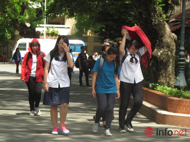 ky thi THPT quoc gia 2017 anh 1