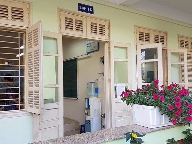 Nghi van gan 100 hoc sinh bi ngo doc thuc pham o truong hinh anh