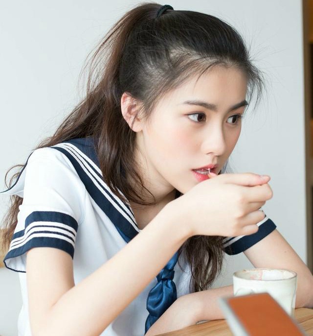 hot girl tra sua anh 1