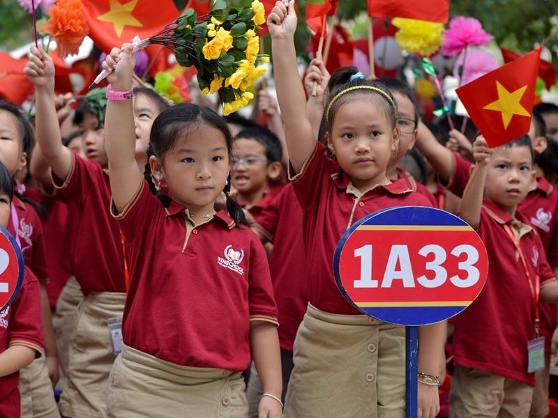 Hoc sinh Ha Noi nghi Tet 8 ngay, TP.HCM 16 ngay hinh anh