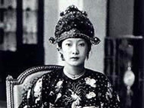Trac nghiem lich su: Cong chua duy nhat tung lay hai vua? hinh anh
