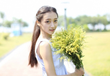 chi em sinh doi xinh hoc gioi anh 6