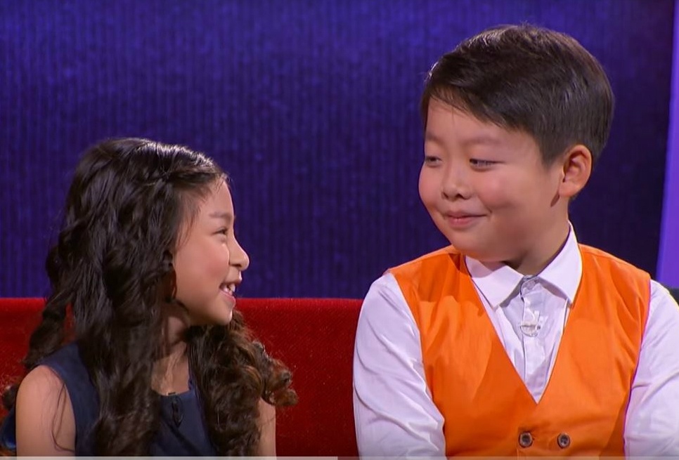 Cap song ca nhi hat 'You raise me up' noi danh khap the gioi hinh anh