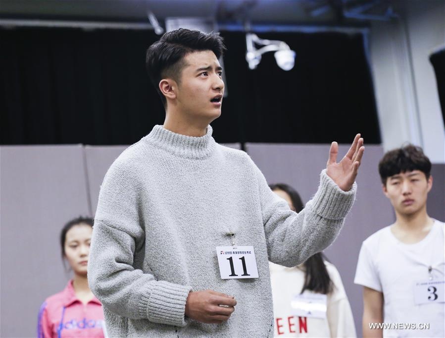 trai xinh gai dep dien anh anh 8