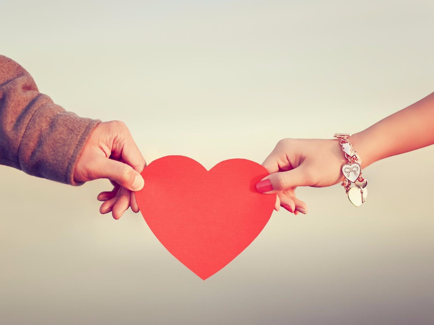 Vi sao gioi tre nam nao cung cho den ngay Valentine? hinh anh