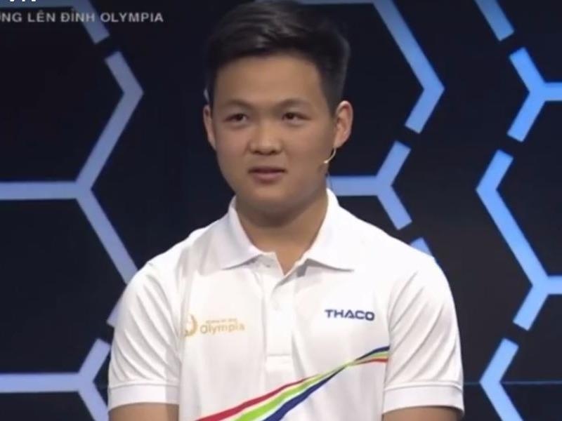 Viet Hoang ghi tron 40 diem o phan thi Ve dich hinh anh