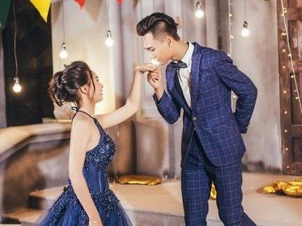 Bo anh ky yeu phong cach du tiec cua hoc sinh Thai Binh hinh anh