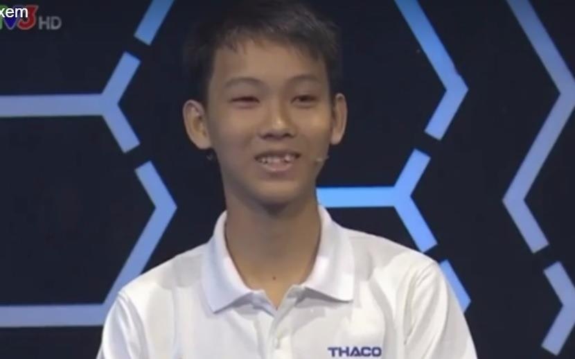 Tuan Chien danh 50 diem phan thi Khoi dong hinh anh