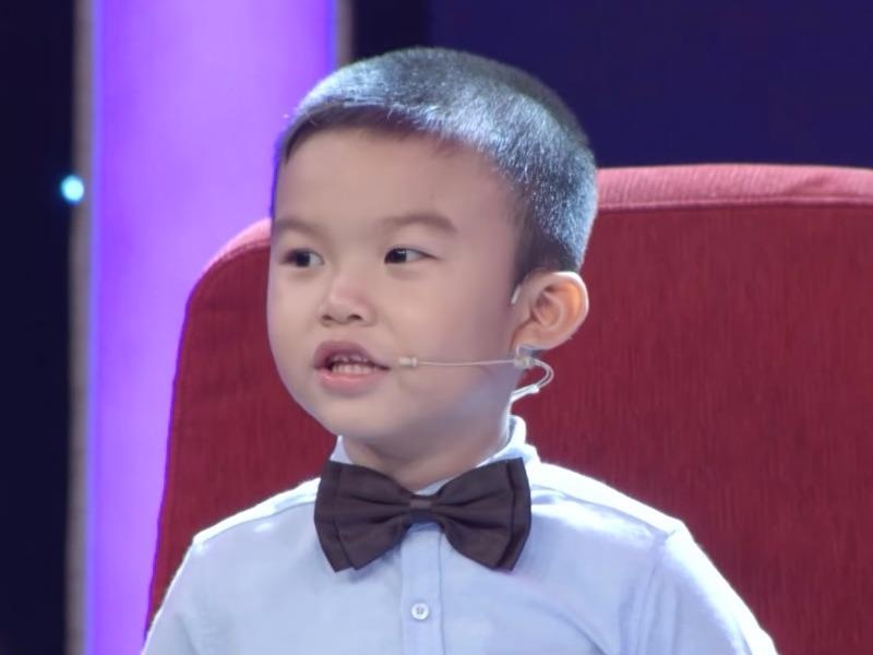 Cau be 4 tuoi thuoc ten nhieu quoc gia tren the gioi hinh anh
