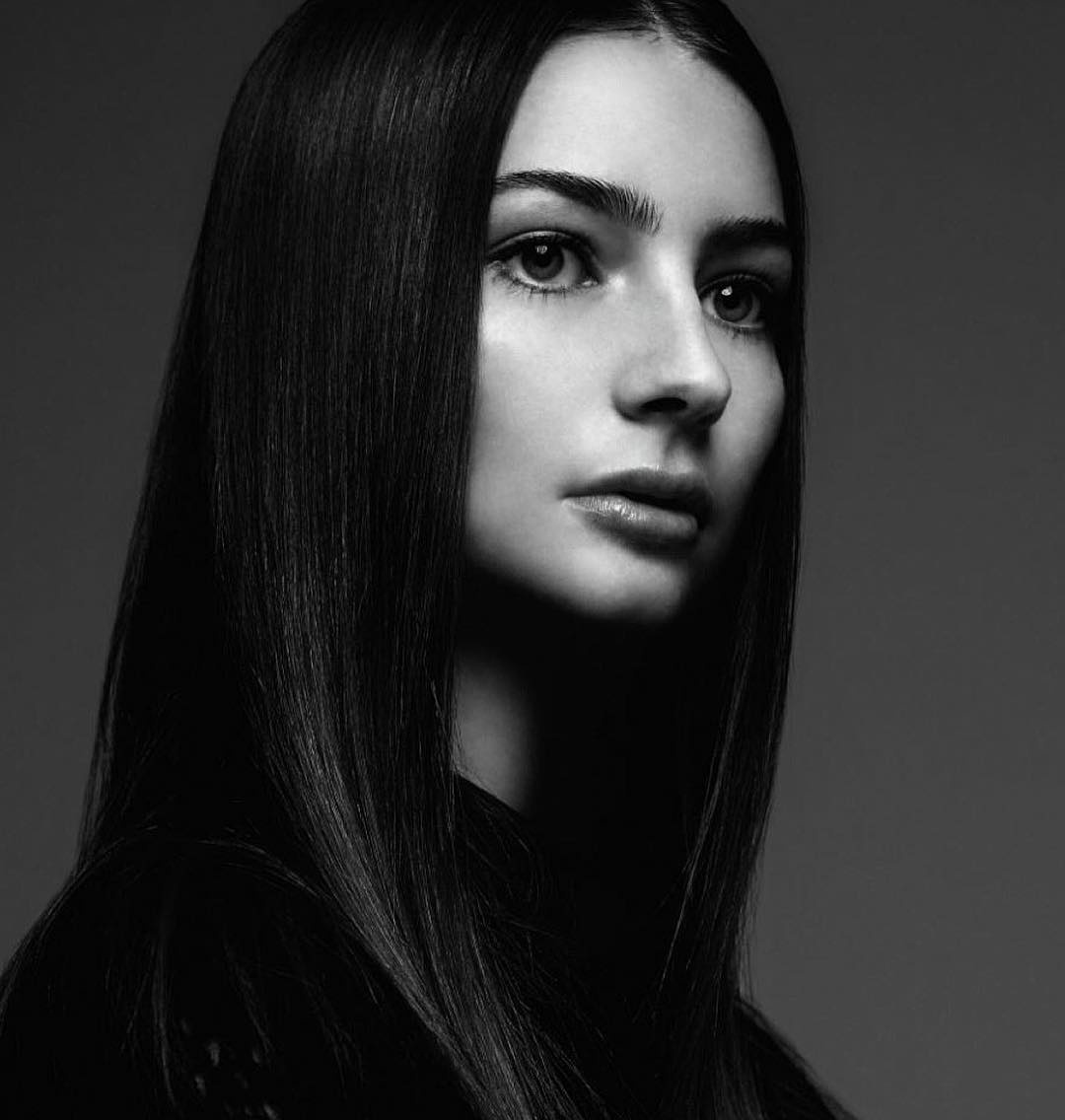 con gai Paul Walker anh 4