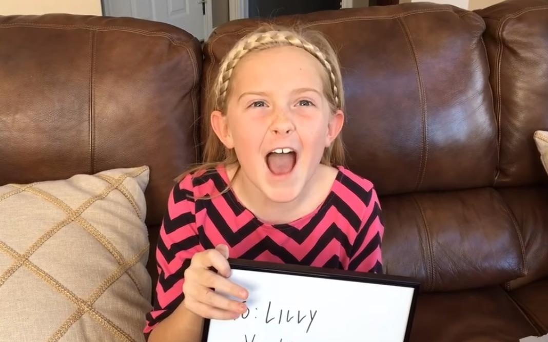 Lilly nhai tieng keu dong vat hinh anh