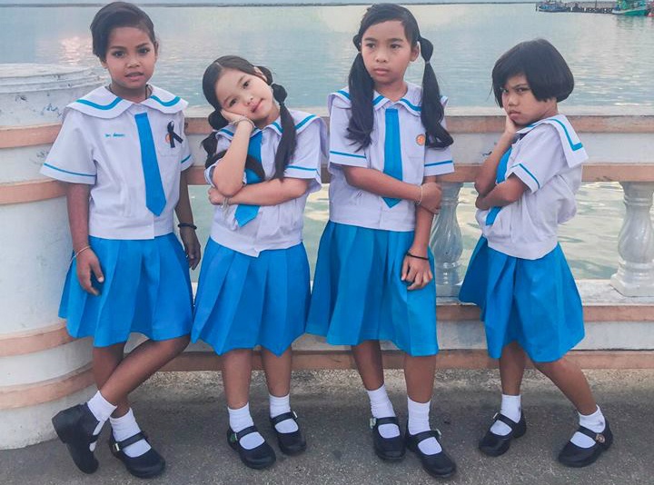 4 cô bé cosplay MV Whistle ảnh 2 4 co be cosplay MV Whistle anh 2