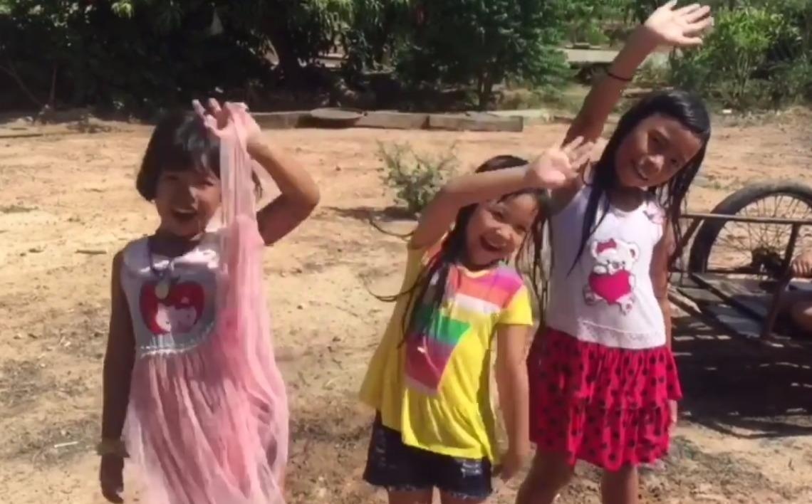 Deksorkrao hoa than thanh dan thi sinh The Face Thailand hinh anh