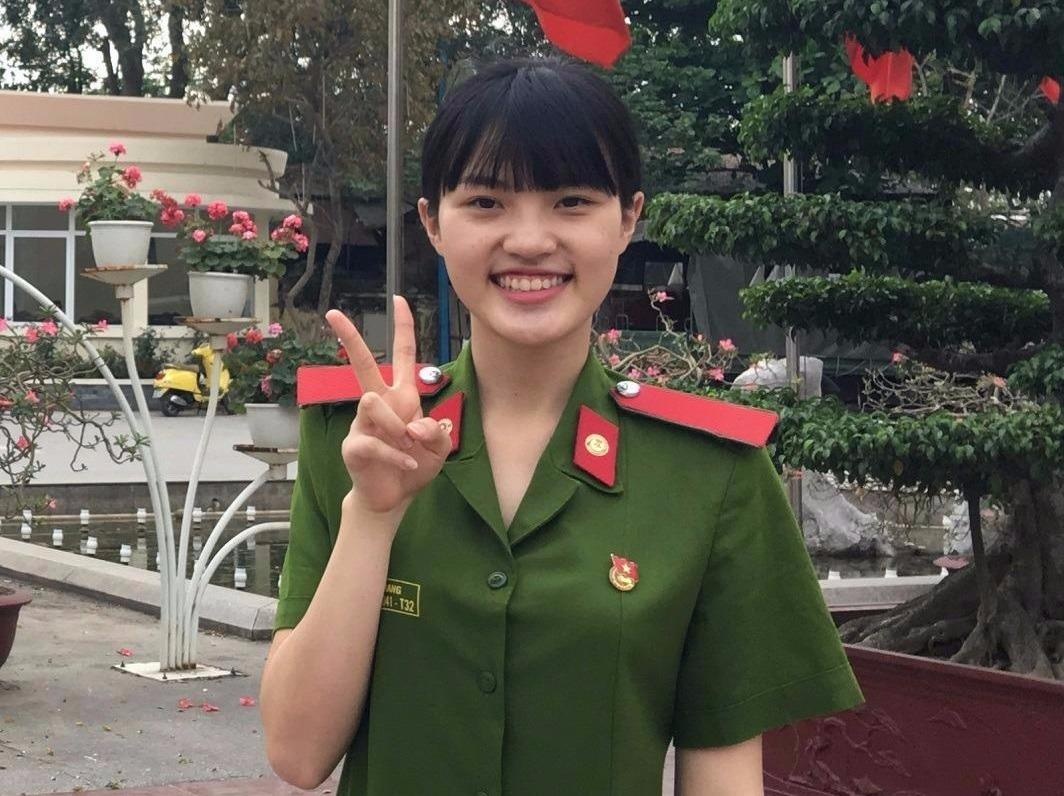 Nu sinh 20 tuoi noi tieng tai Hoc vien Canh sat Nhan dan hinh anh