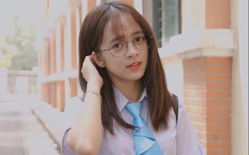 Co gai xinh dep, da tai Phung Thien Trang hinh anh