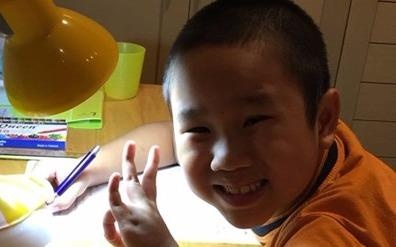 Cau be bi gay chan o truong Nam Trung Yen se chuyen truong hinh anh